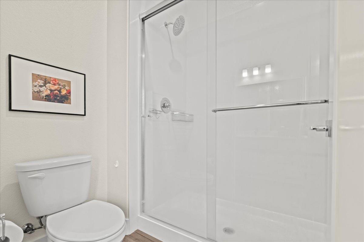 9270 Mirabelle Street