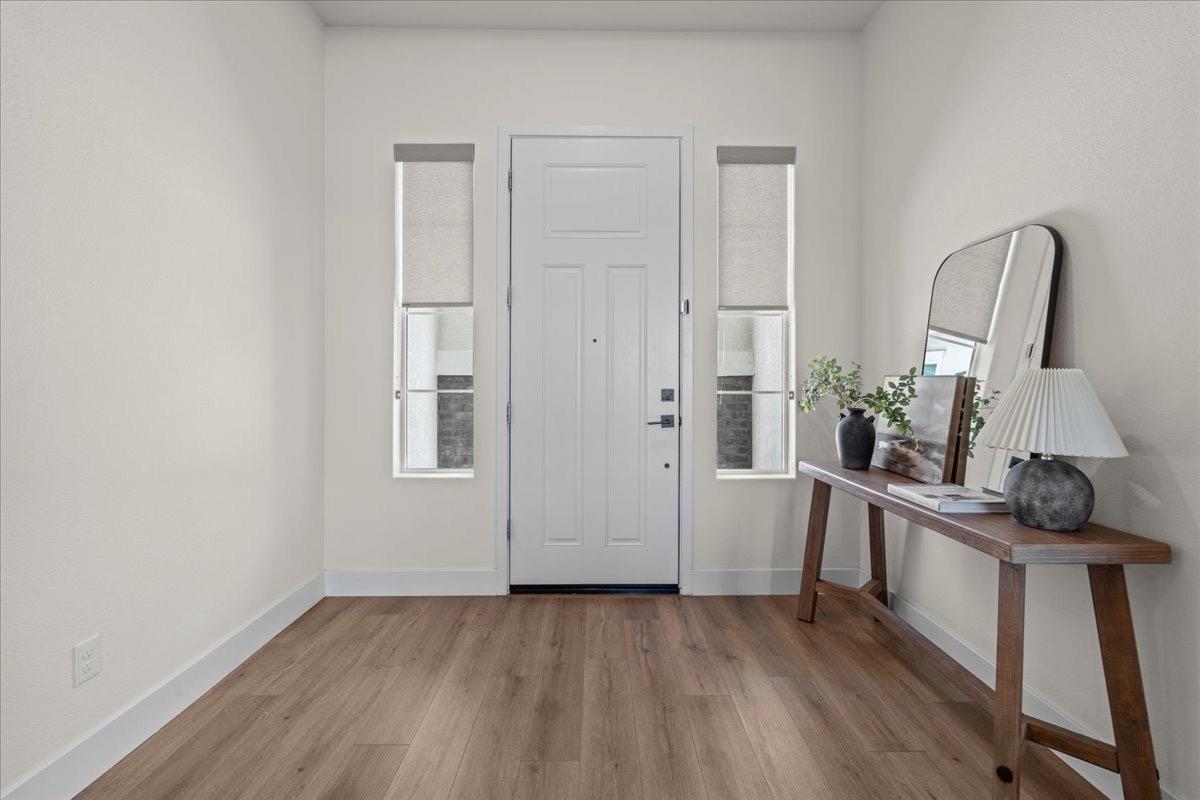 9270 Mirabelle Street