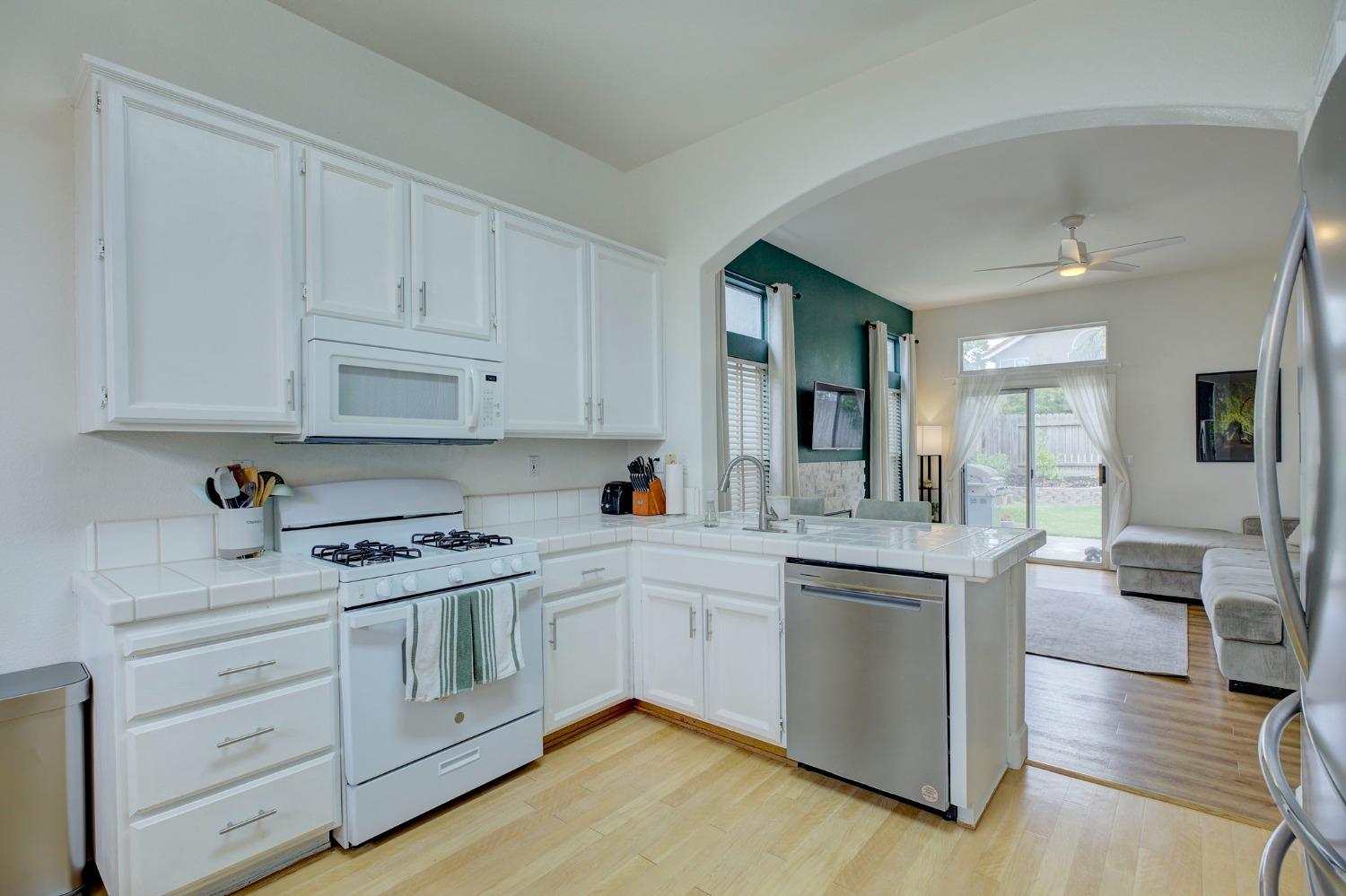 3120 Pepperridge Drive