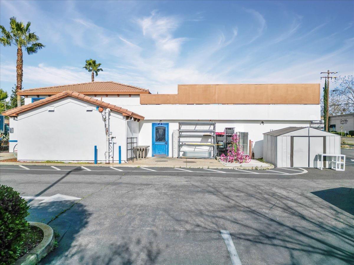 409 Natoma Street