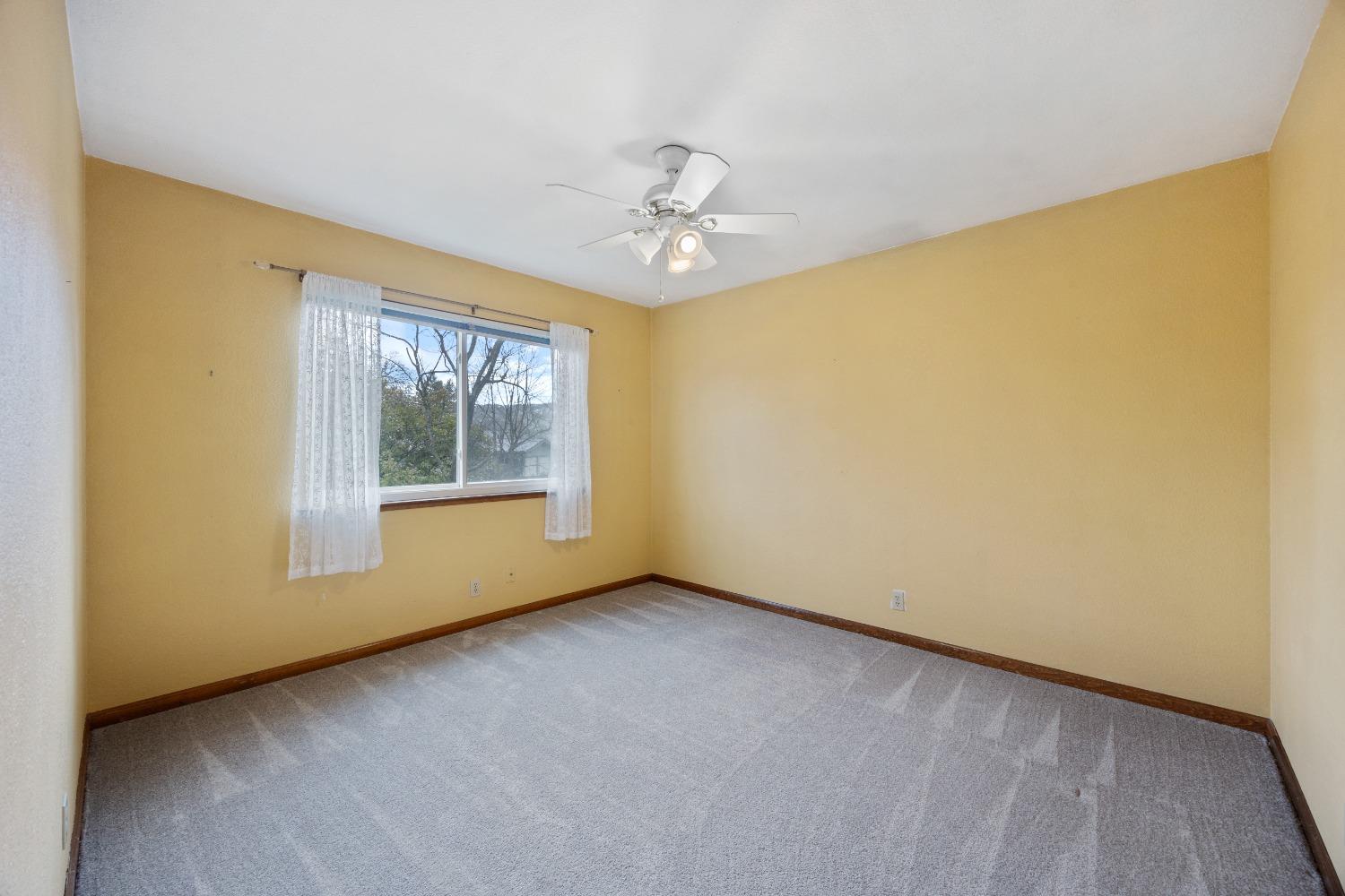 1035 Brookline Circle