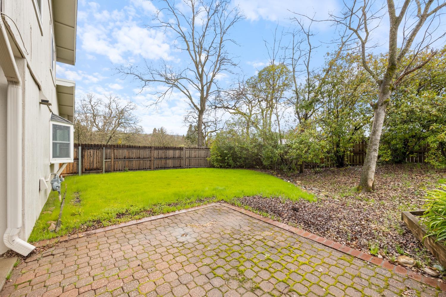 1035 Brookline Circle