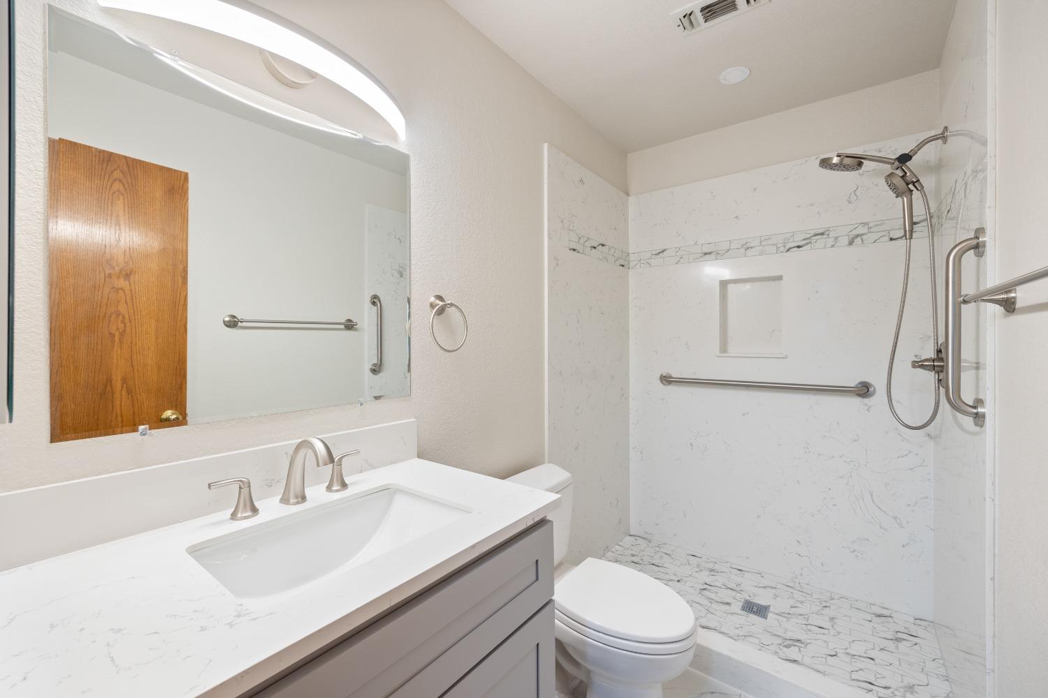 1035 Brookline Circle