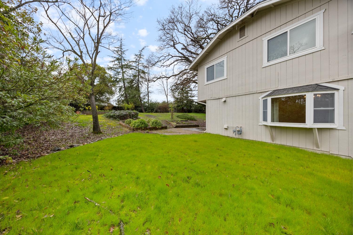 1035 Brookline Circle