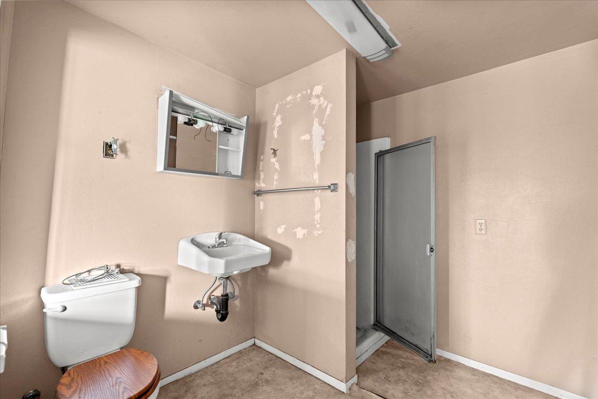 13045 La Barr Meadows Road