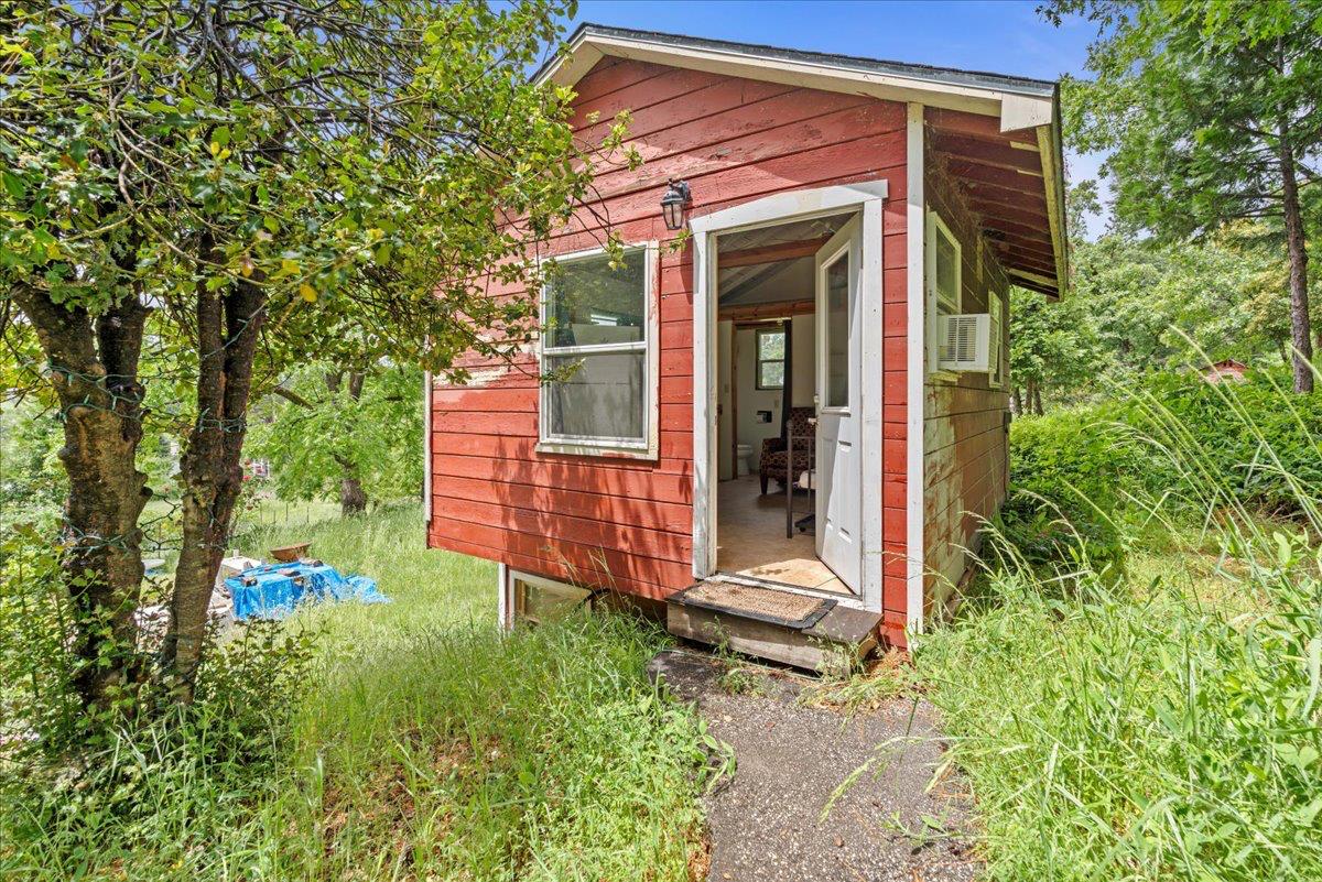 13045 La Barr Meadows Road