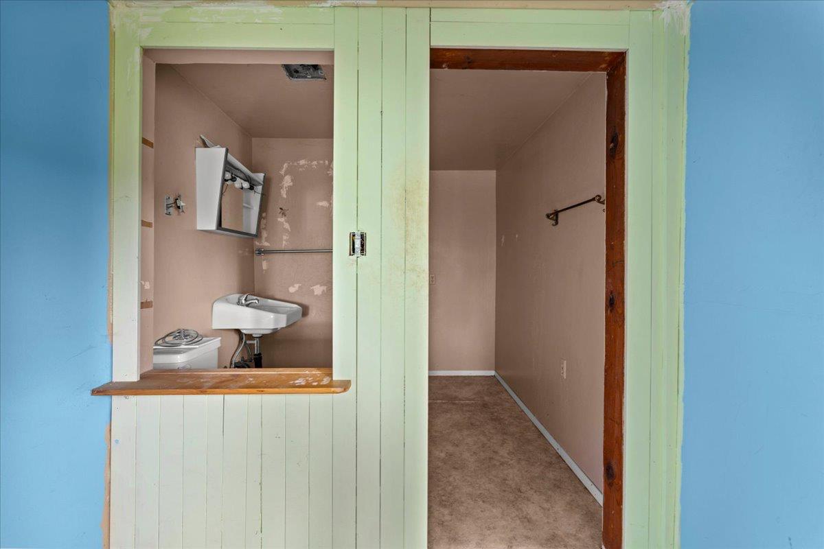 13045 La Barr Meadows Road