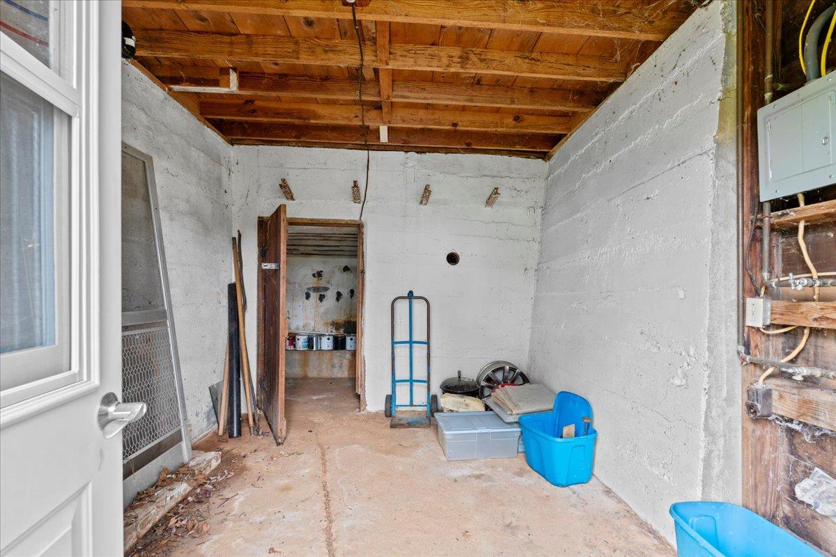 13045 La Barr Meadows Road