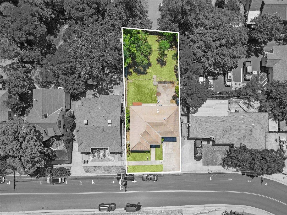 112 College Way