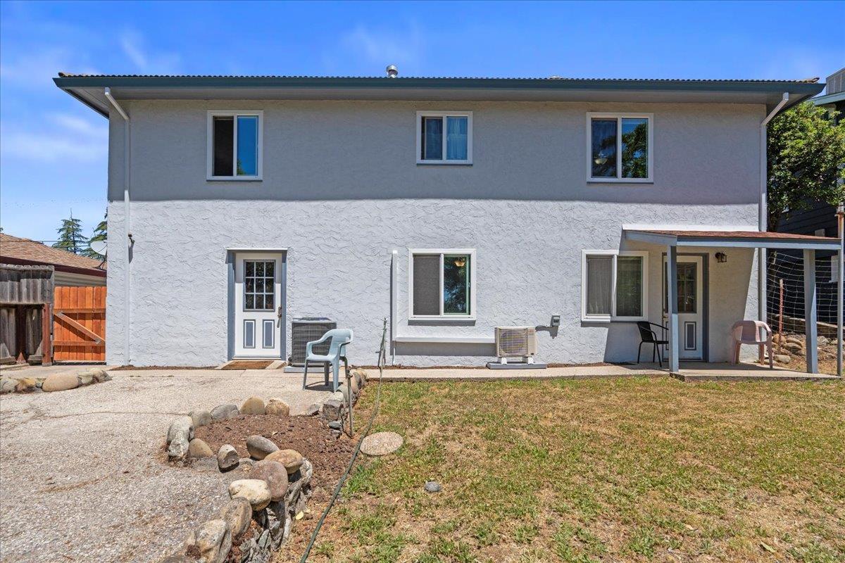 112 College Way