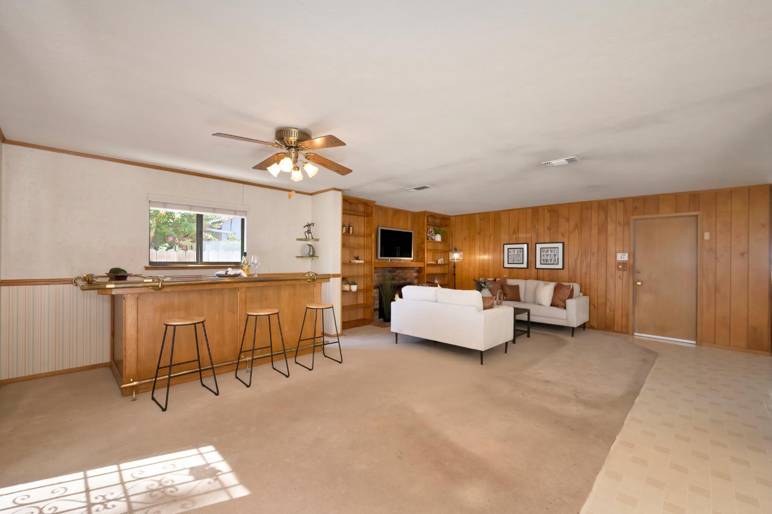 2525 La Cumbra Circle