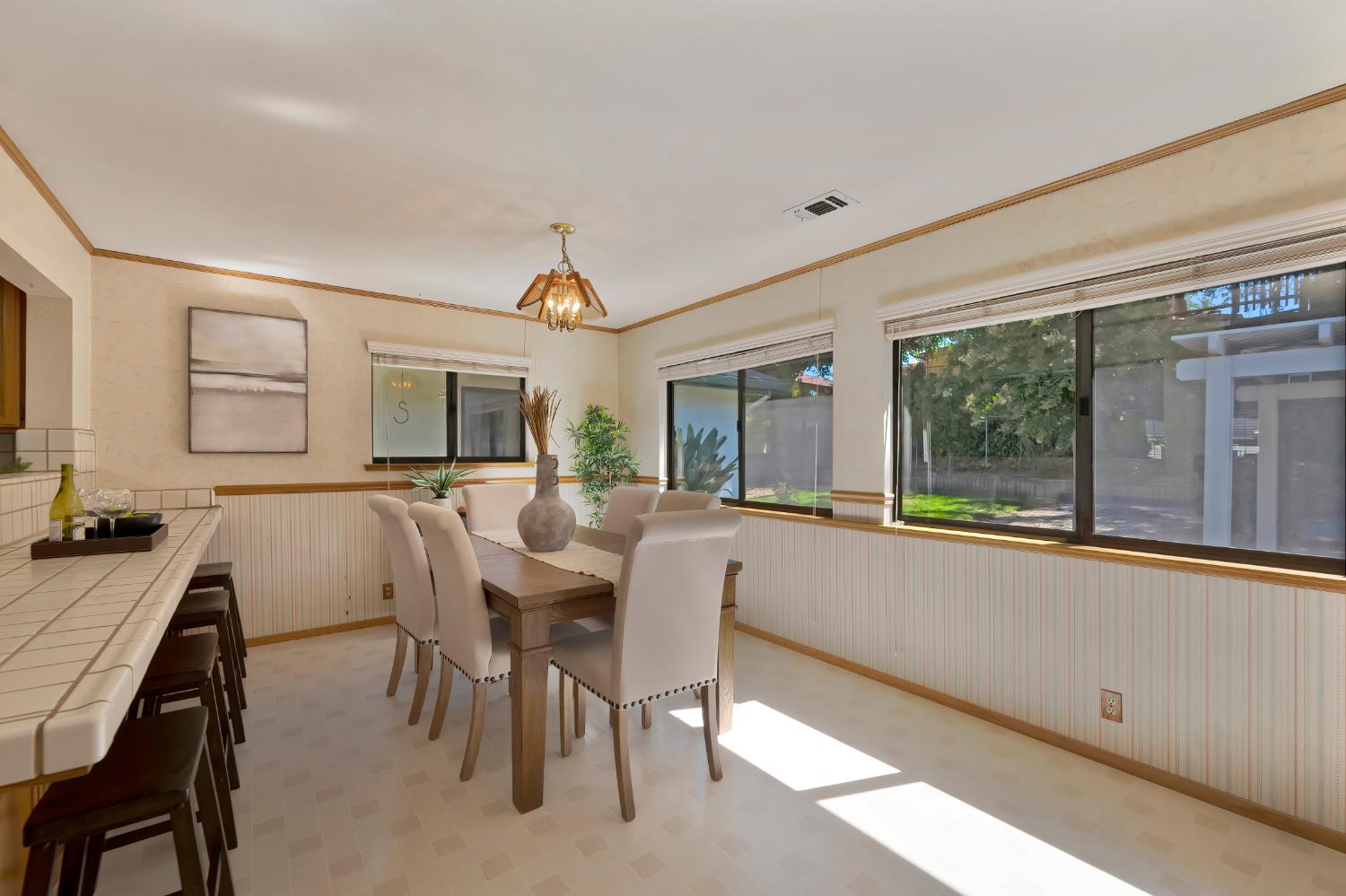 2525 La Cumbra Circle