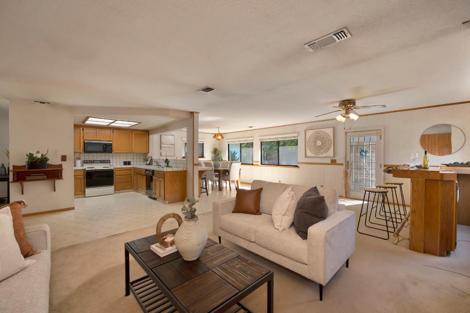 2525 La Cumbra Circle