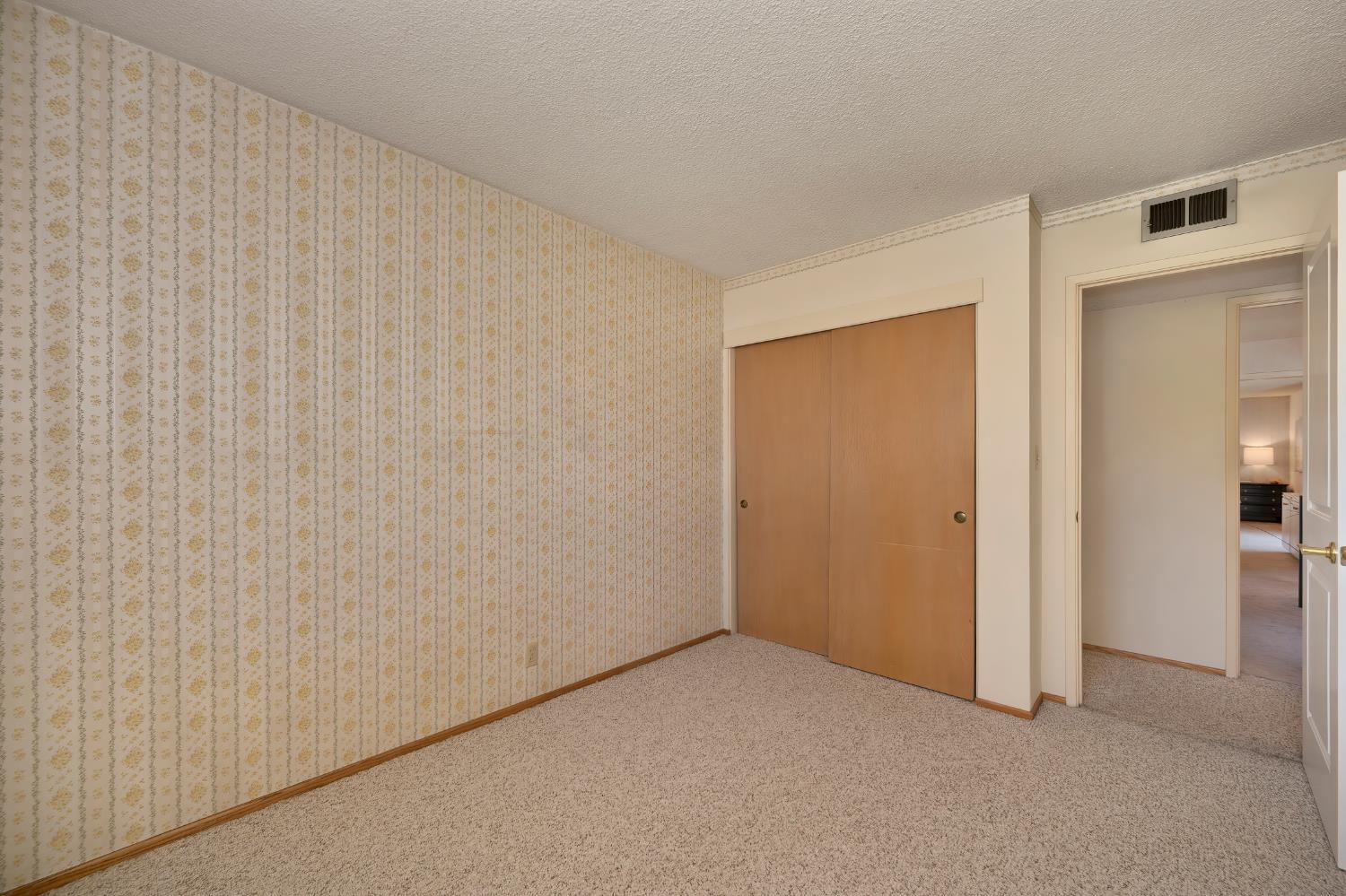 2525 La Cumbra Circle