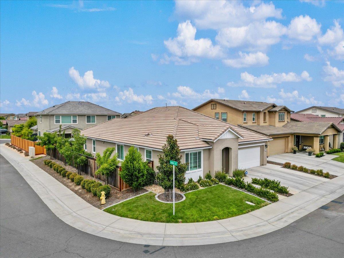 4328 Hydra Circle