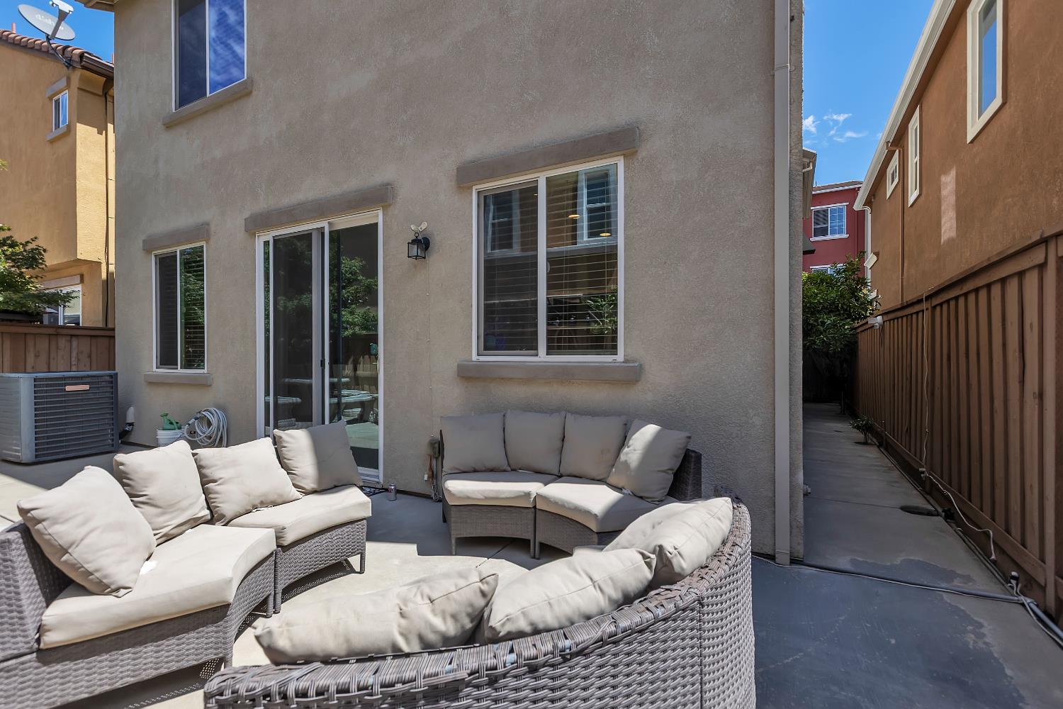 1805 Camino Real Way