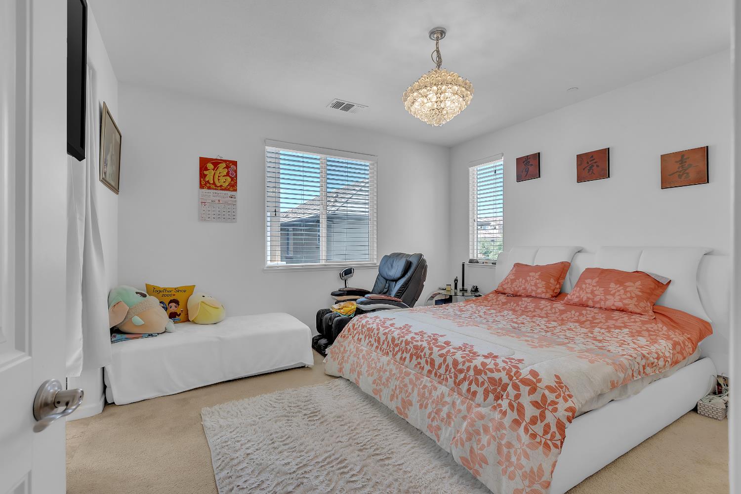 1805 Camino Real Way