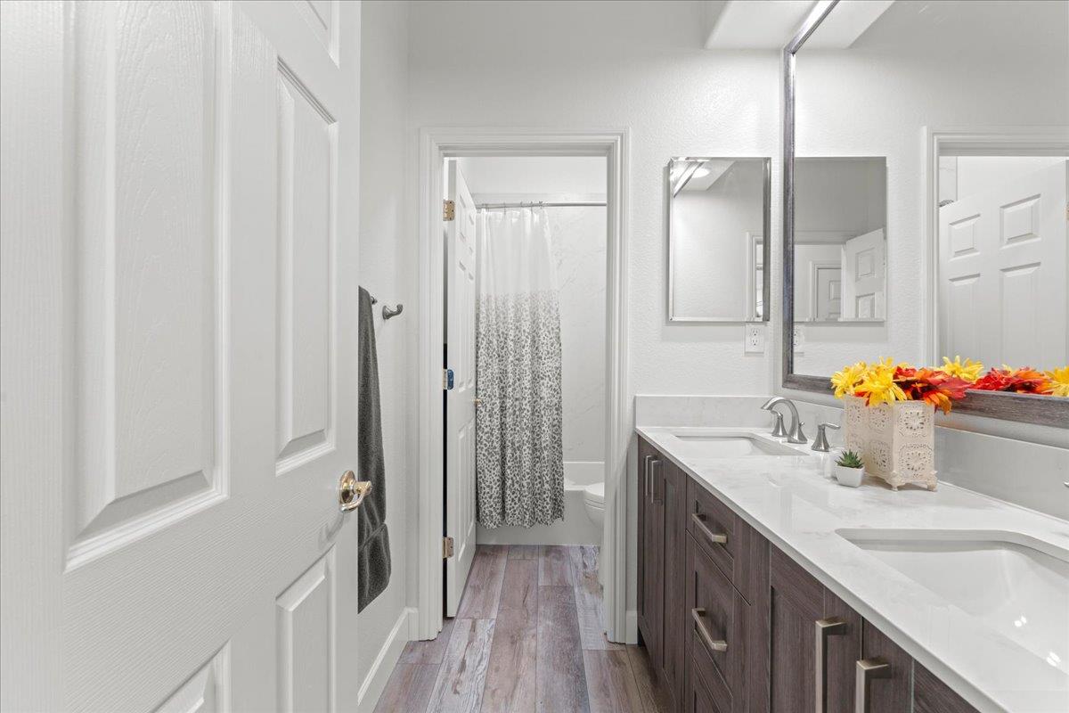 1740 Poppy Field Drive