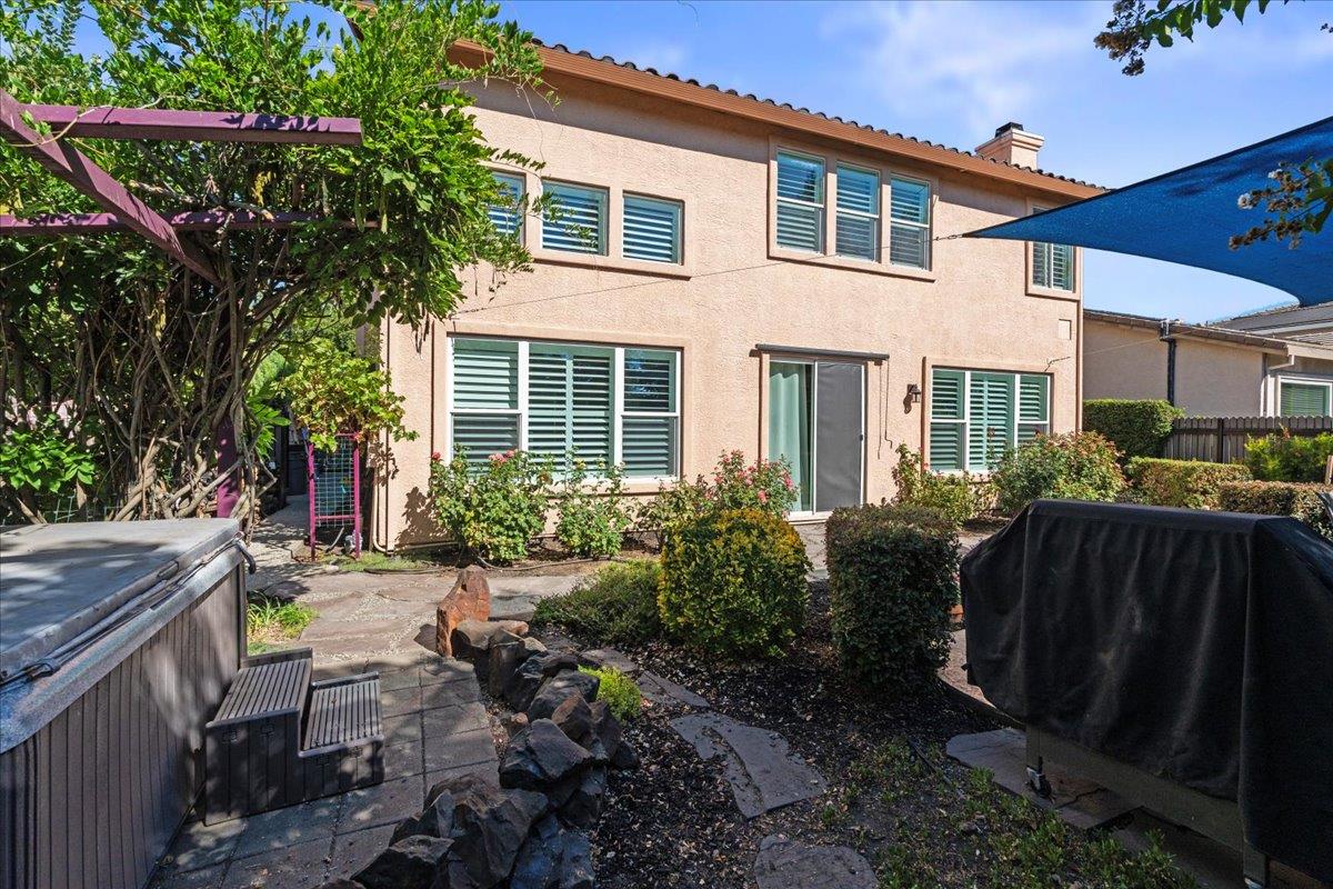 1740 Poppy Field Drive