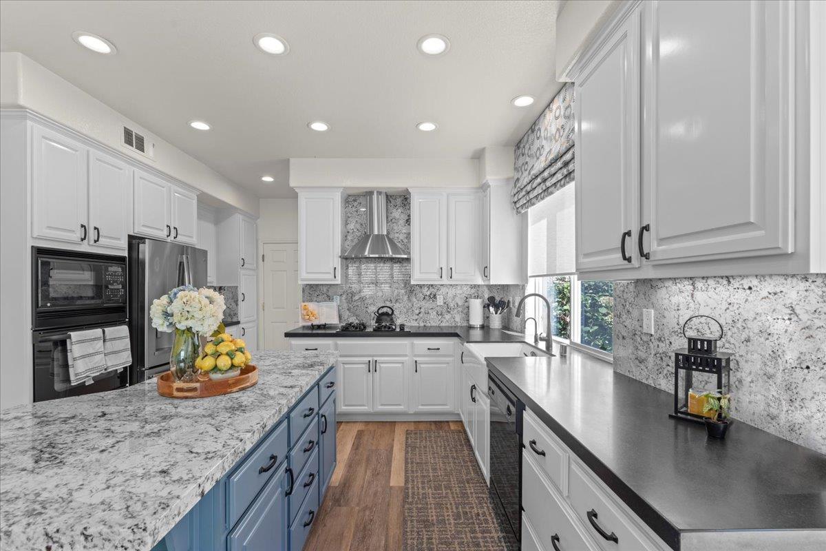 1740 Poppy Field Drive