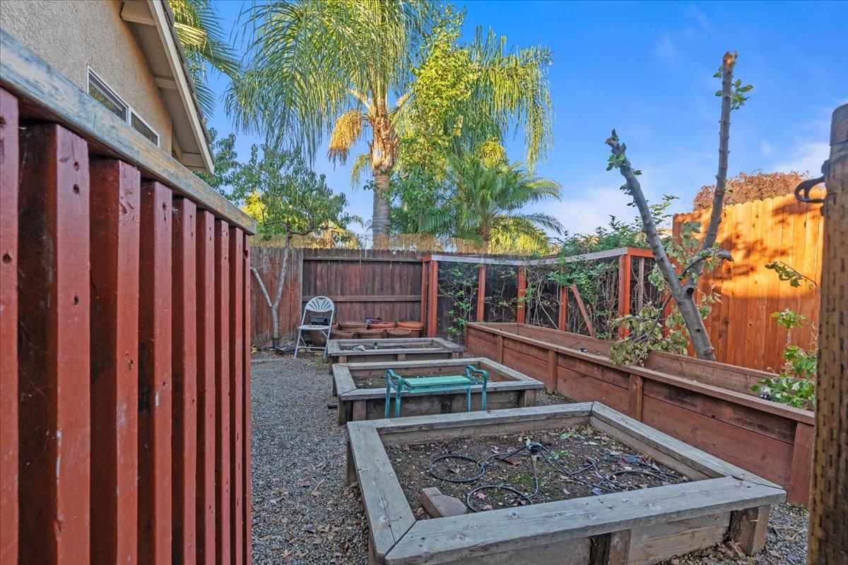 2656 Avocet Way