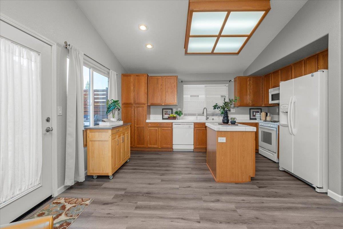 2656 Avocet Way