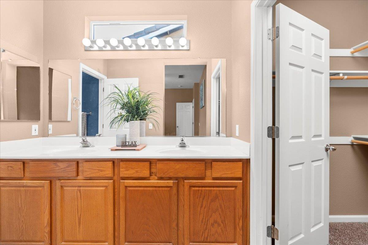 9567 Moon River Way