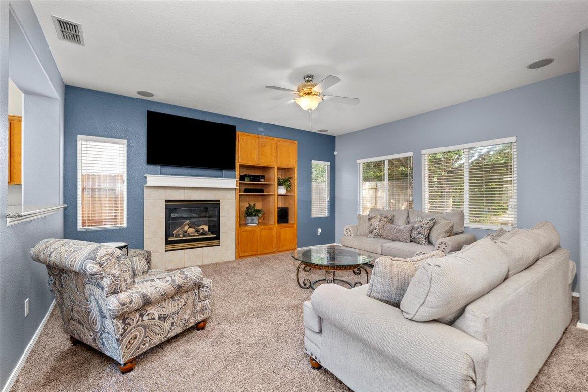 9567 Moon River Way
