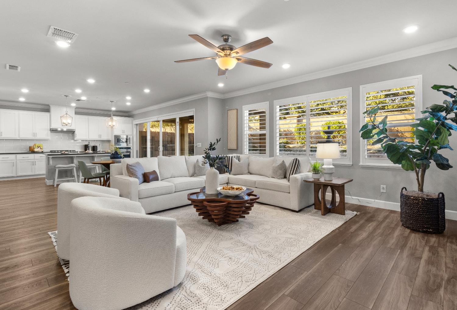 2723 Chuckwagon Lane