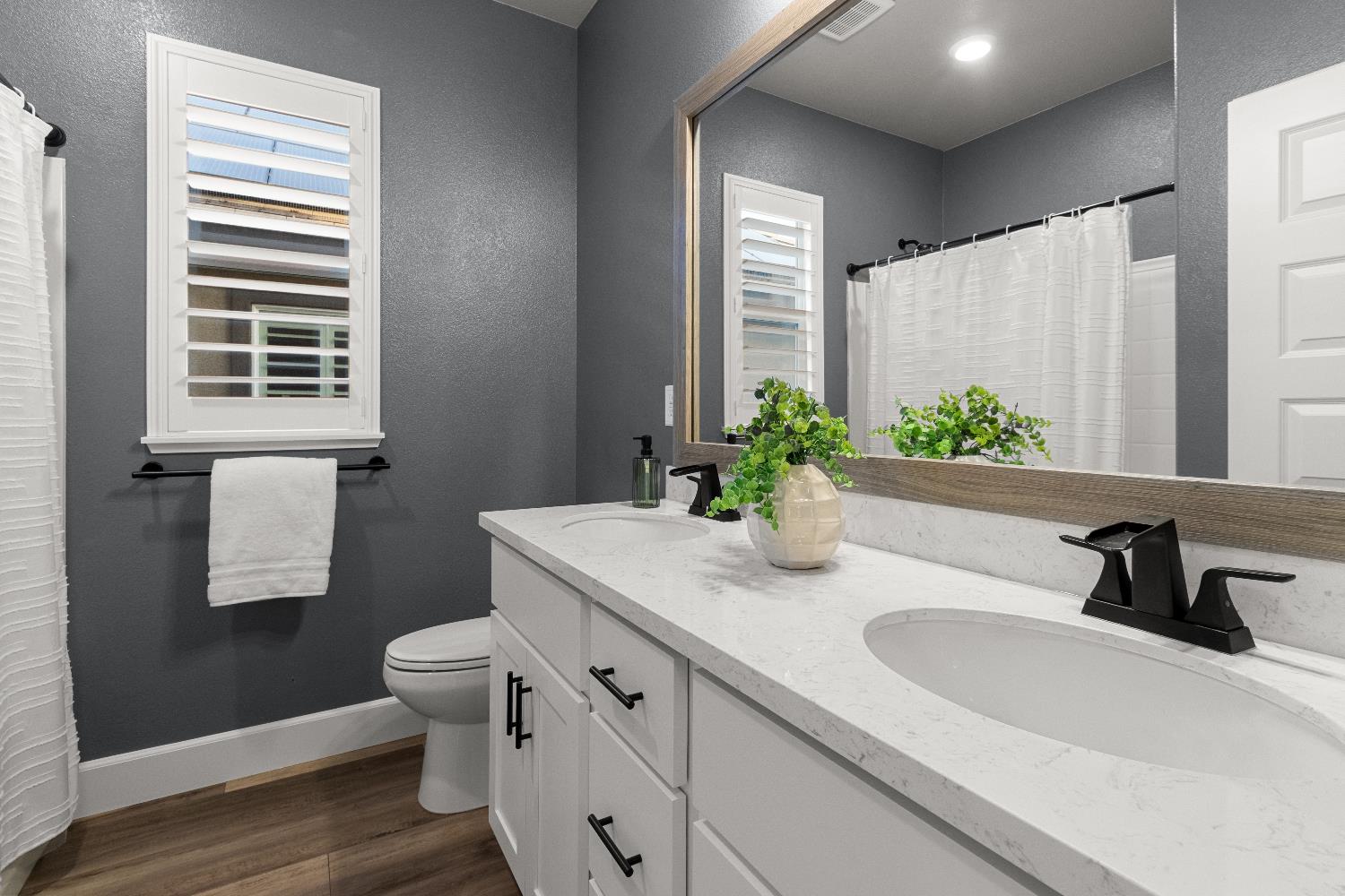 2723 Chuckwagon Lane