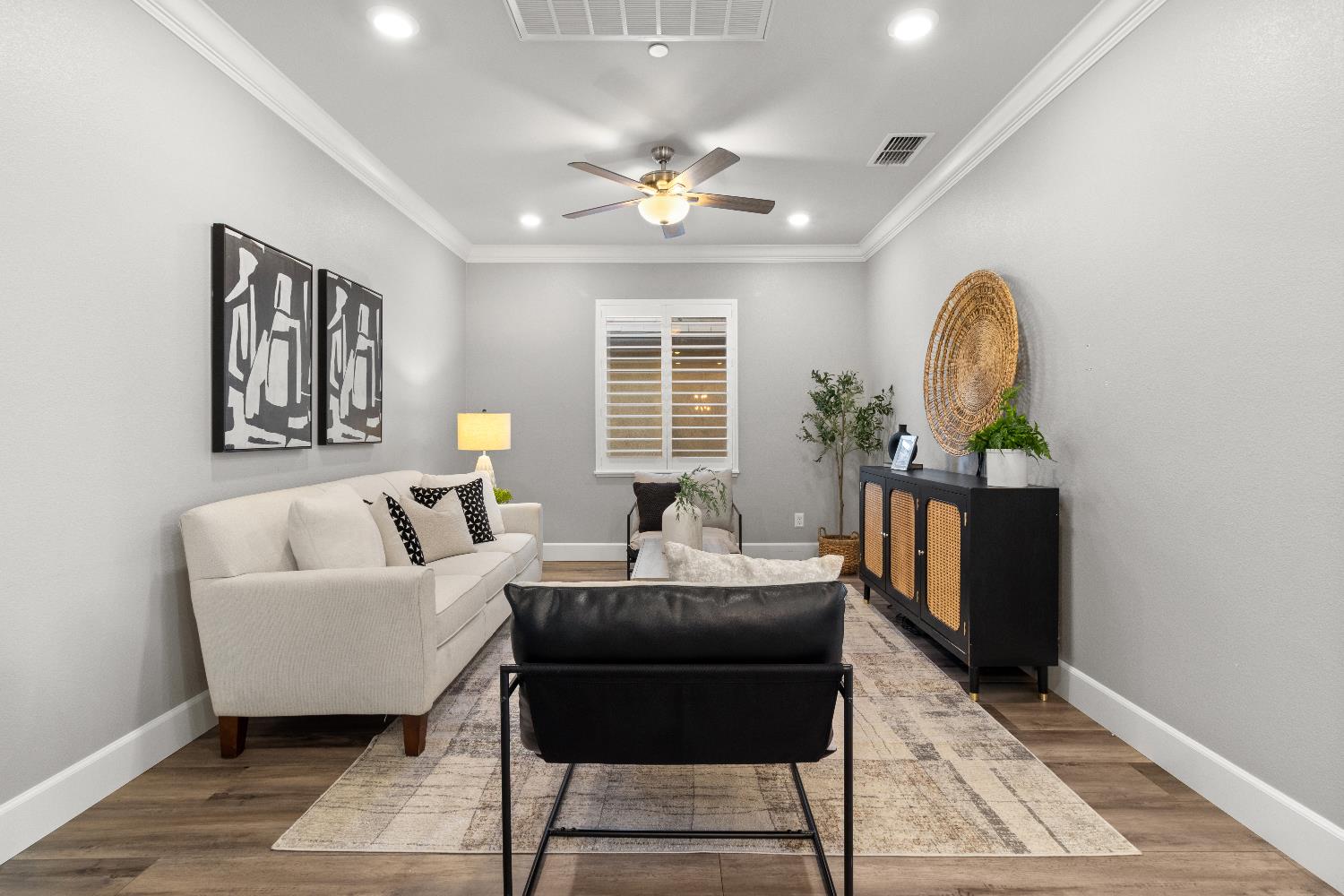 2723 Chuckwagon Lane