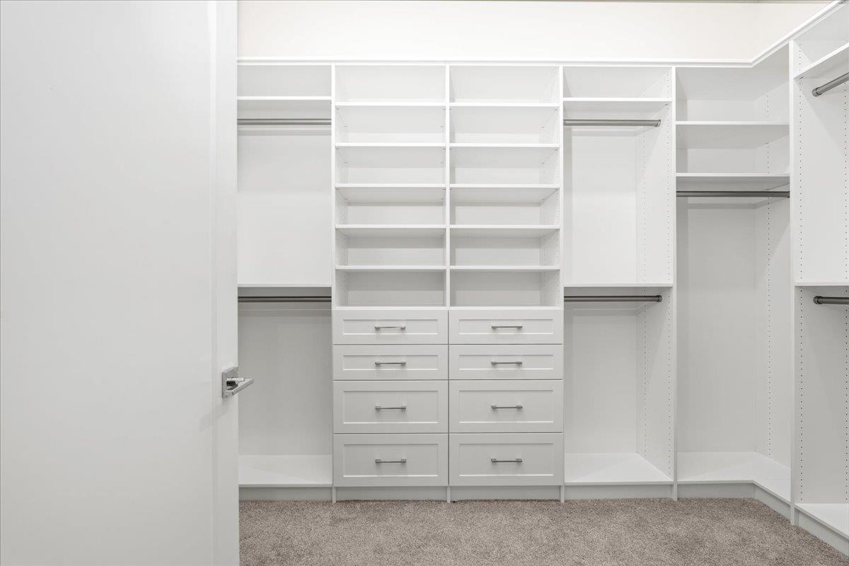 9470 Mirabelle Street