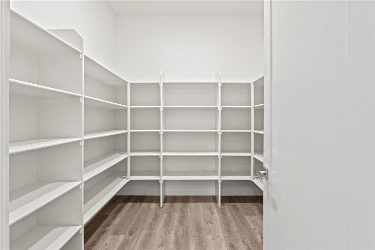 9470 Mirabelle Street