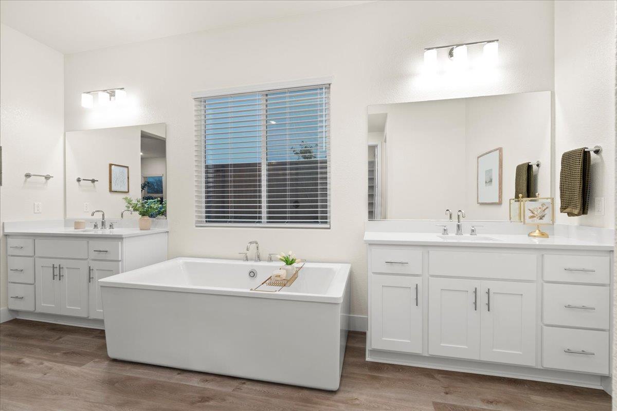 9470 Mirabelle Street