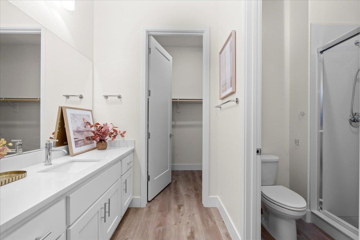 9470 Mirabelle Street