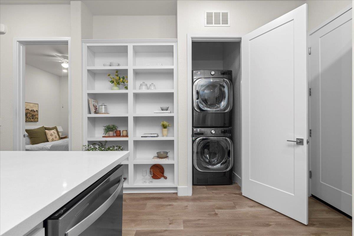 9470 Mirabelle Street