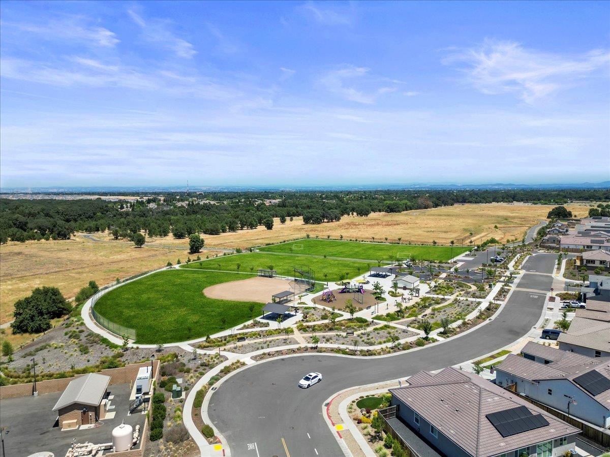 9470 Mirabelle Street