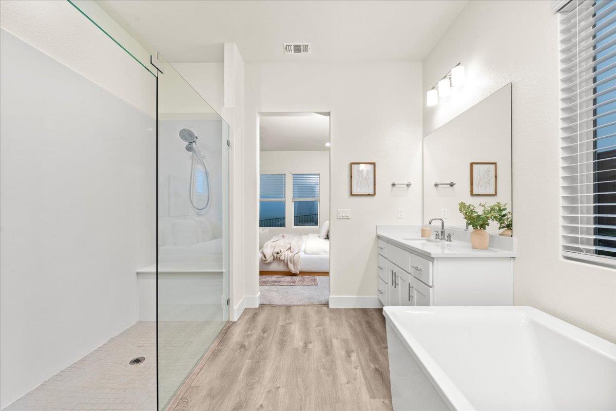 9470 Mirabelle Street