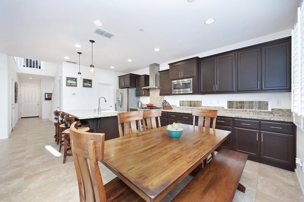 1048 Bridlewood Drive