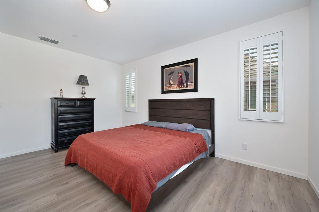 1048 Bridlewood Drive