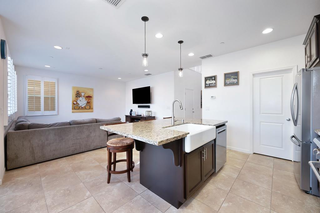 1048 Bridlewood Drive