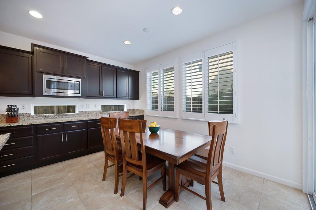 1048 Bridlewood Drive