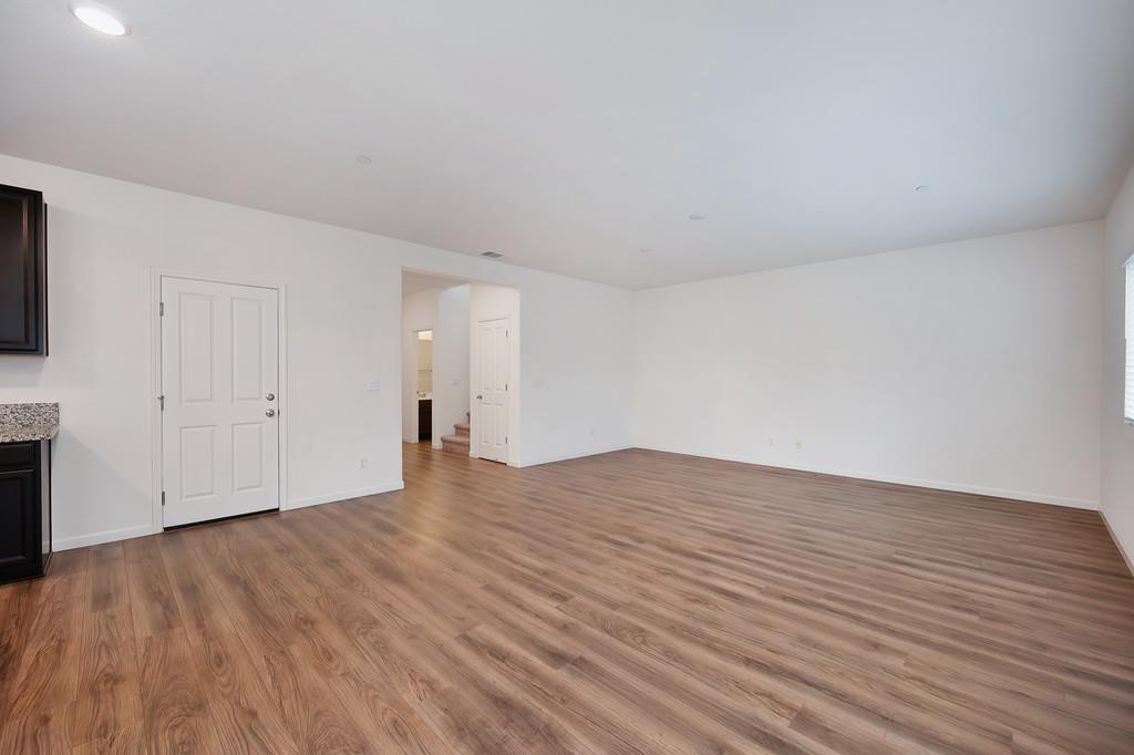 3200 Welton Circle