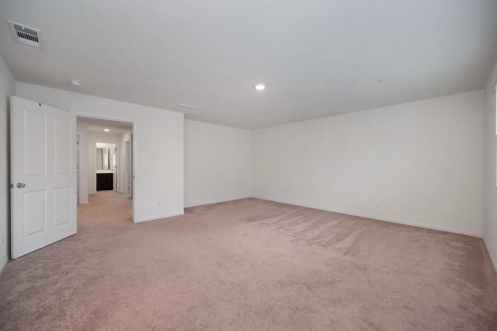 3200 Welton Circle