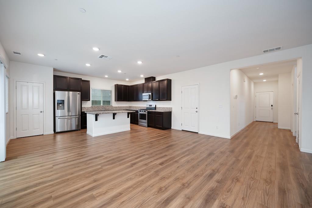 3200 Welton Circle