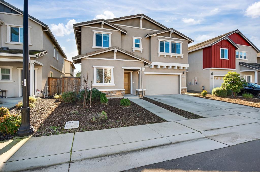 3200 Welton Circle