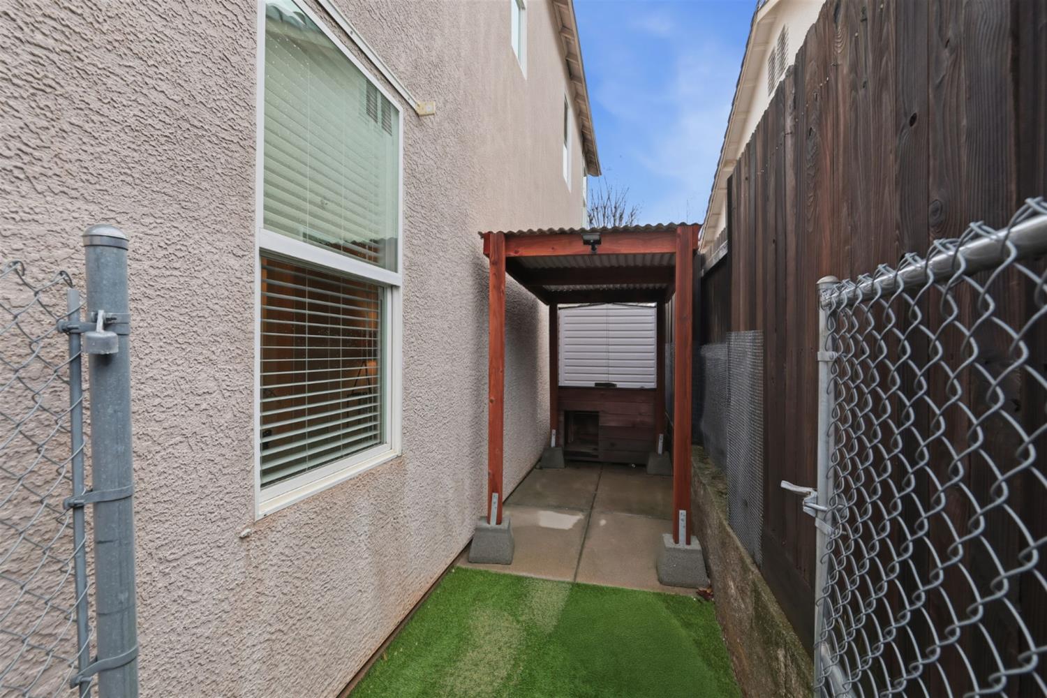 1209 Manza Circle