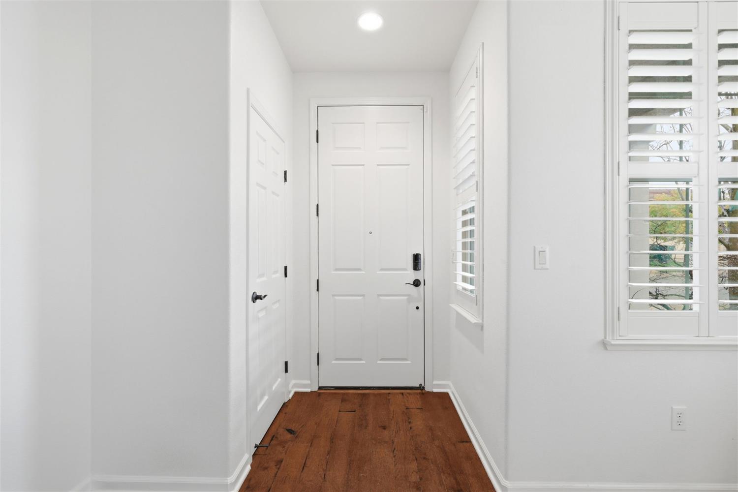 1209 Manza Circle