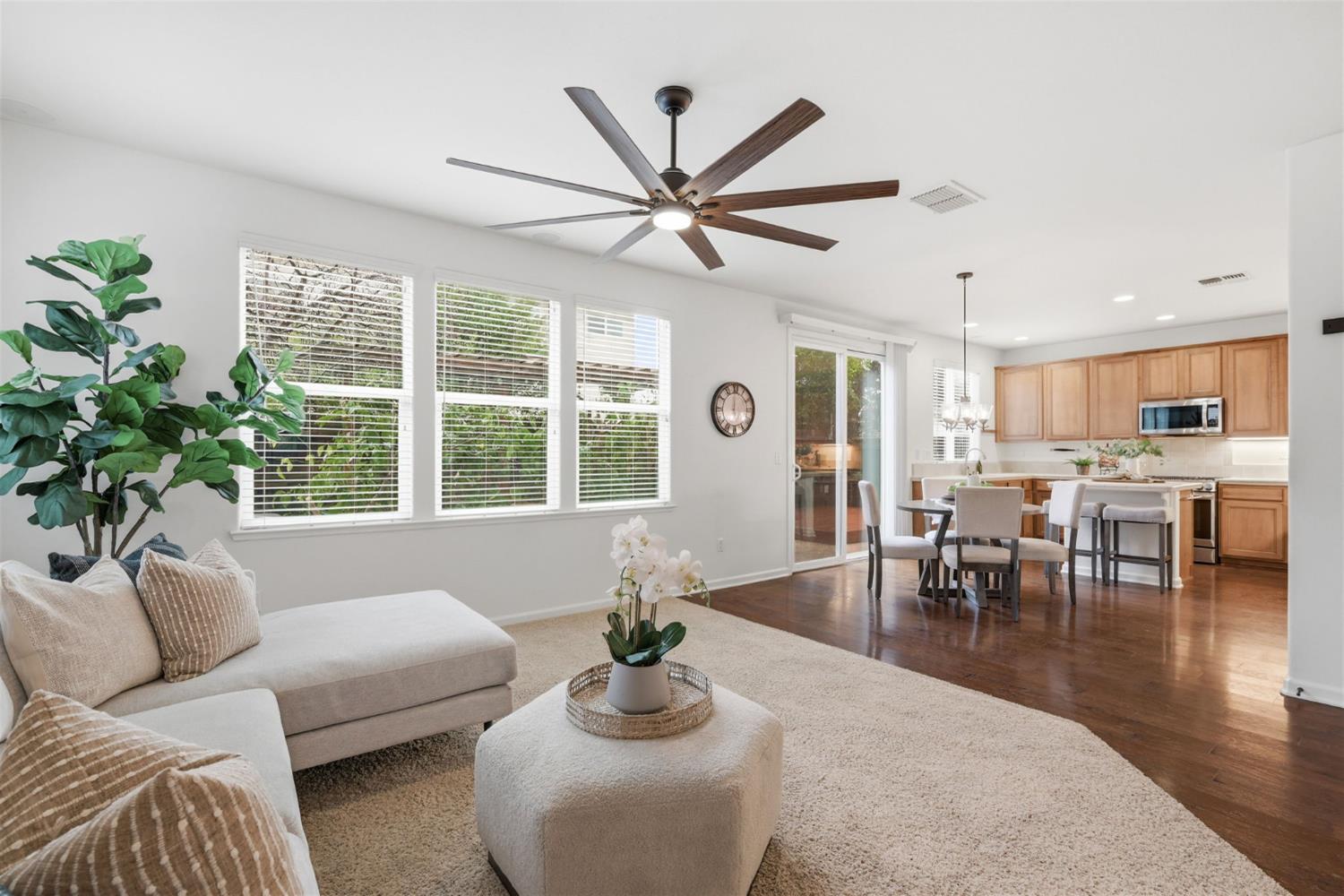 1209 Manza Circle