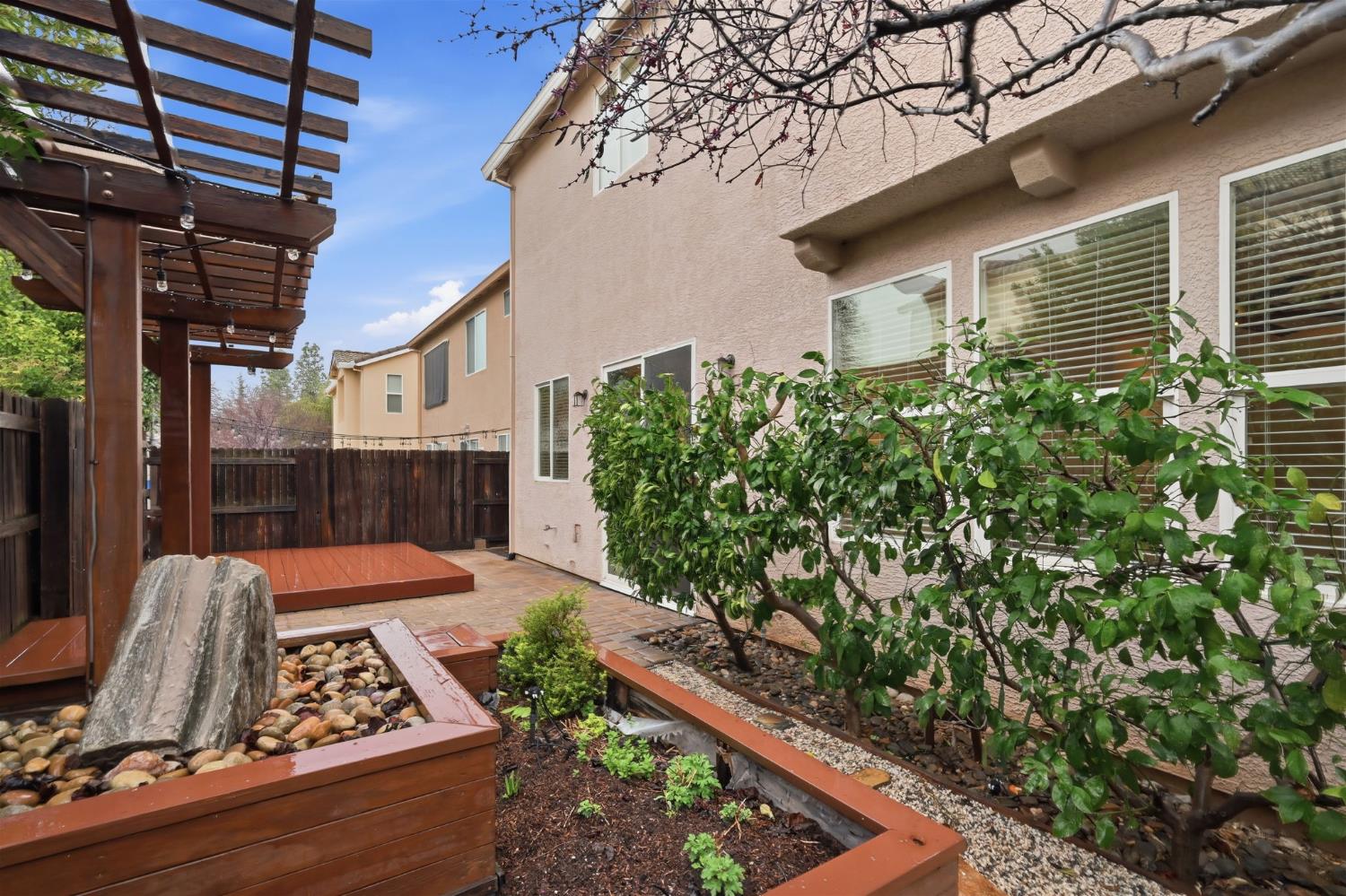 1209 Manza Circle